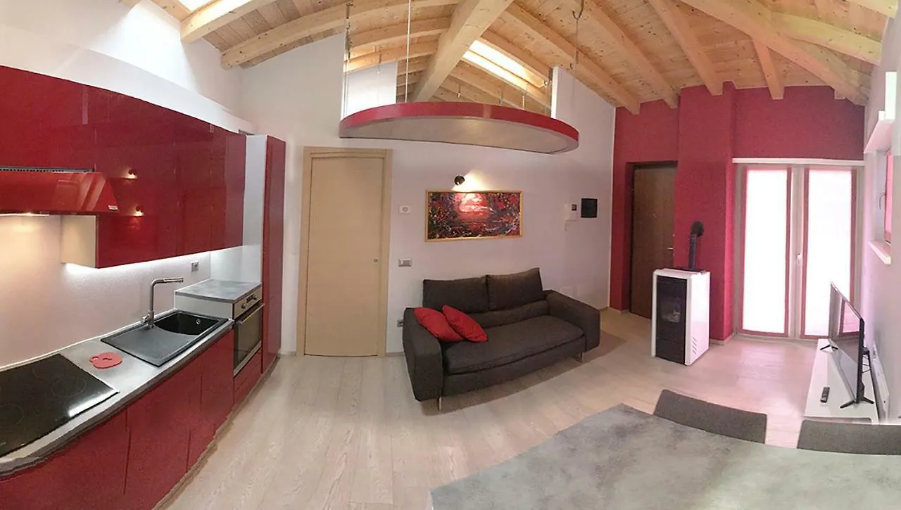 Apartment Holiday House Viola Tirano Italy