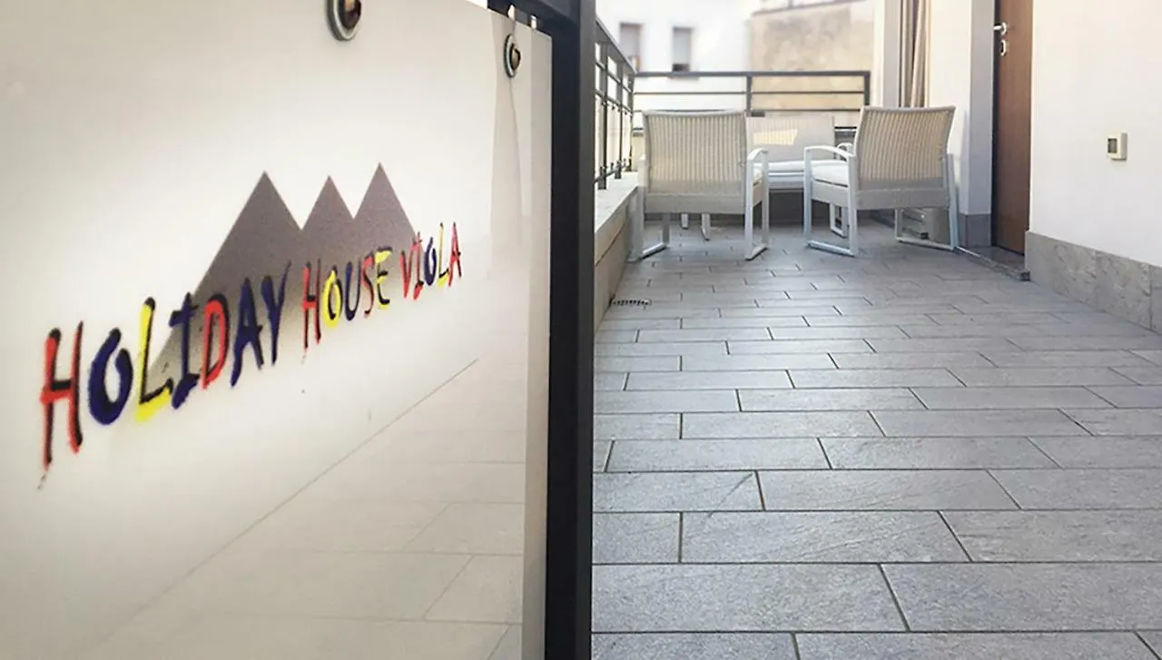 Holiday House Viola Tirano Apartment