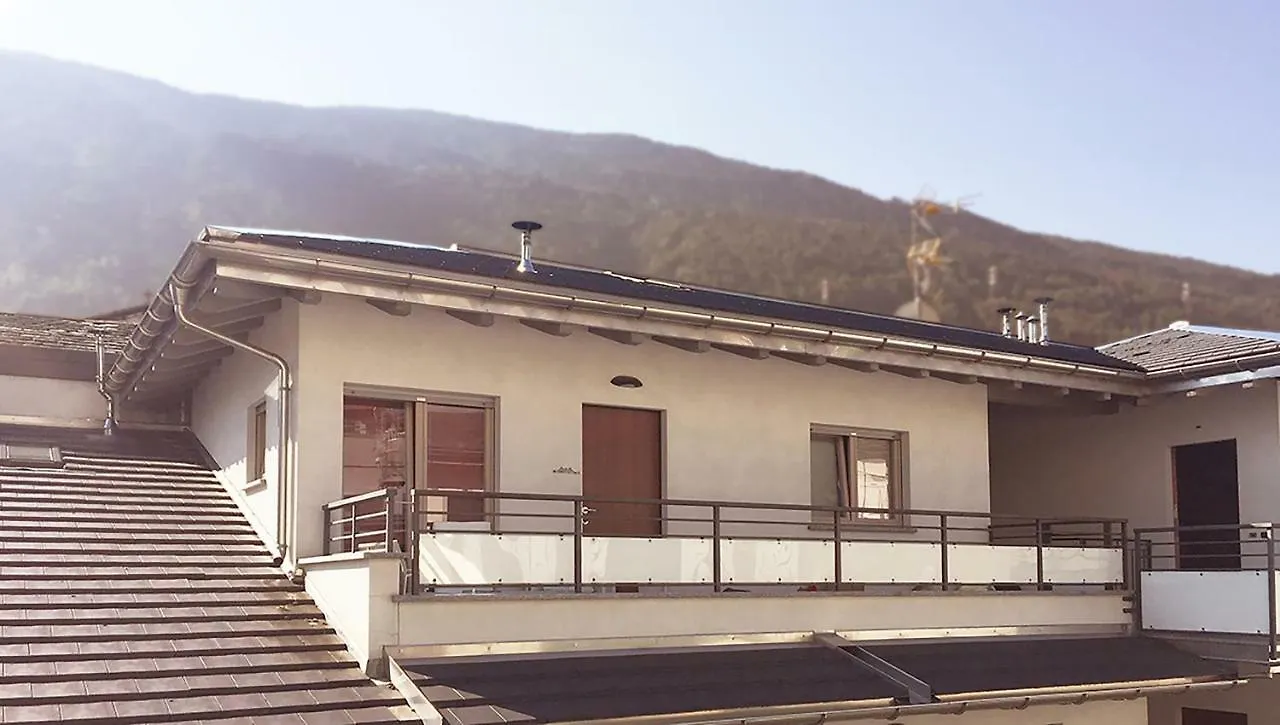 Holiday House Viola Tirano 0*,  Italy